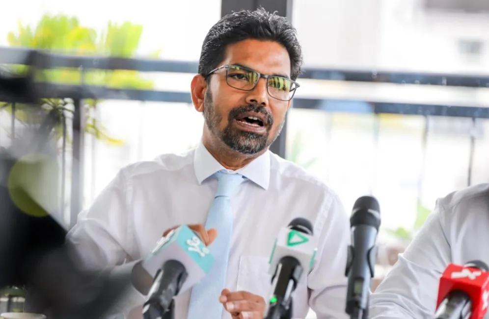 ސުކޫލް ކުދިންގެ ތުބުޅި ބަހައްޓަން ގޮވާލުން، ޝިފާޒު އެއްގޮތްކުރީ ކަންދަހާރާ!