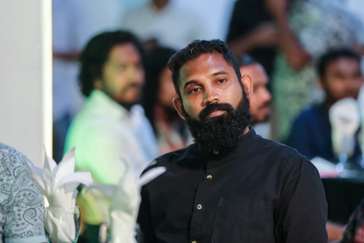 ބަކާގެޖަނާޒާ: ކަށުނަމާދު އިސްލާމީ މަރުކަޒުގައި، ވަޅުލުން ގަލޮޅު ސަހަރާގައި
