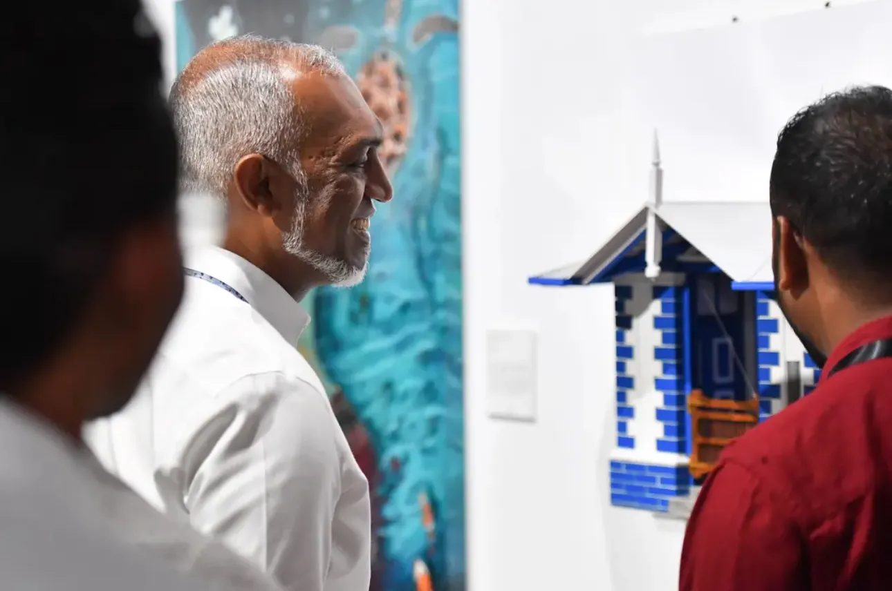 ޤައުމެއްގެ ގޮތުގައި ދެމިތިބެވޭނީ ތަރިކަ ހިމާޔަތްކޮށްގެން: ރައީސް މުޢިއްޒު