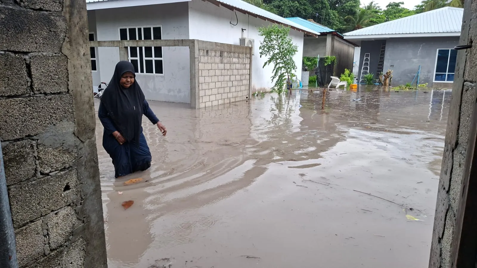 ބޯކޮށް ވާރޭވެހި އިންނަމާދޫގެ ގޭގެއަށް ފެން ވަދެ ގެއްލުންތައް ލިބިއްޖެ