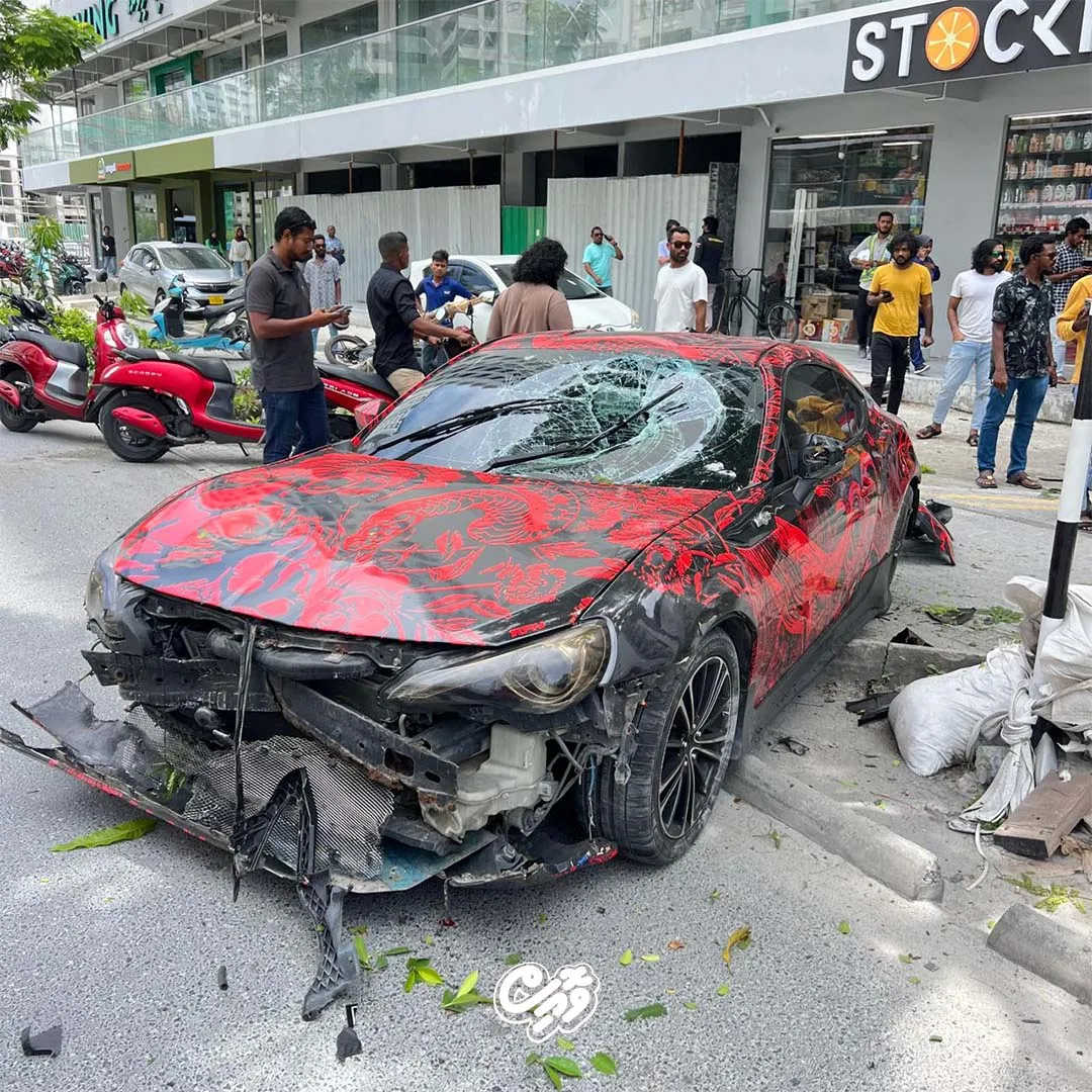 ވިނަރެސް އެކްސިޑެންޓް: އަނިޔާވި ޒުވާނާ އިތުރު ފަރުވާއަށް ރާއްޖެއިން ބޭރަށް ގެންދަން ނިންމައިފި