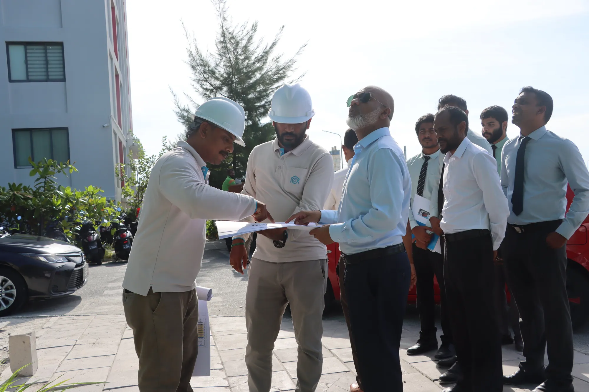 ހިޔާ އަވަށުގެ އާ ސުކޫލަށް އަލިރަސްގެފާނަށް ނިސްބަތްކޮށް ނަން ދެނީ