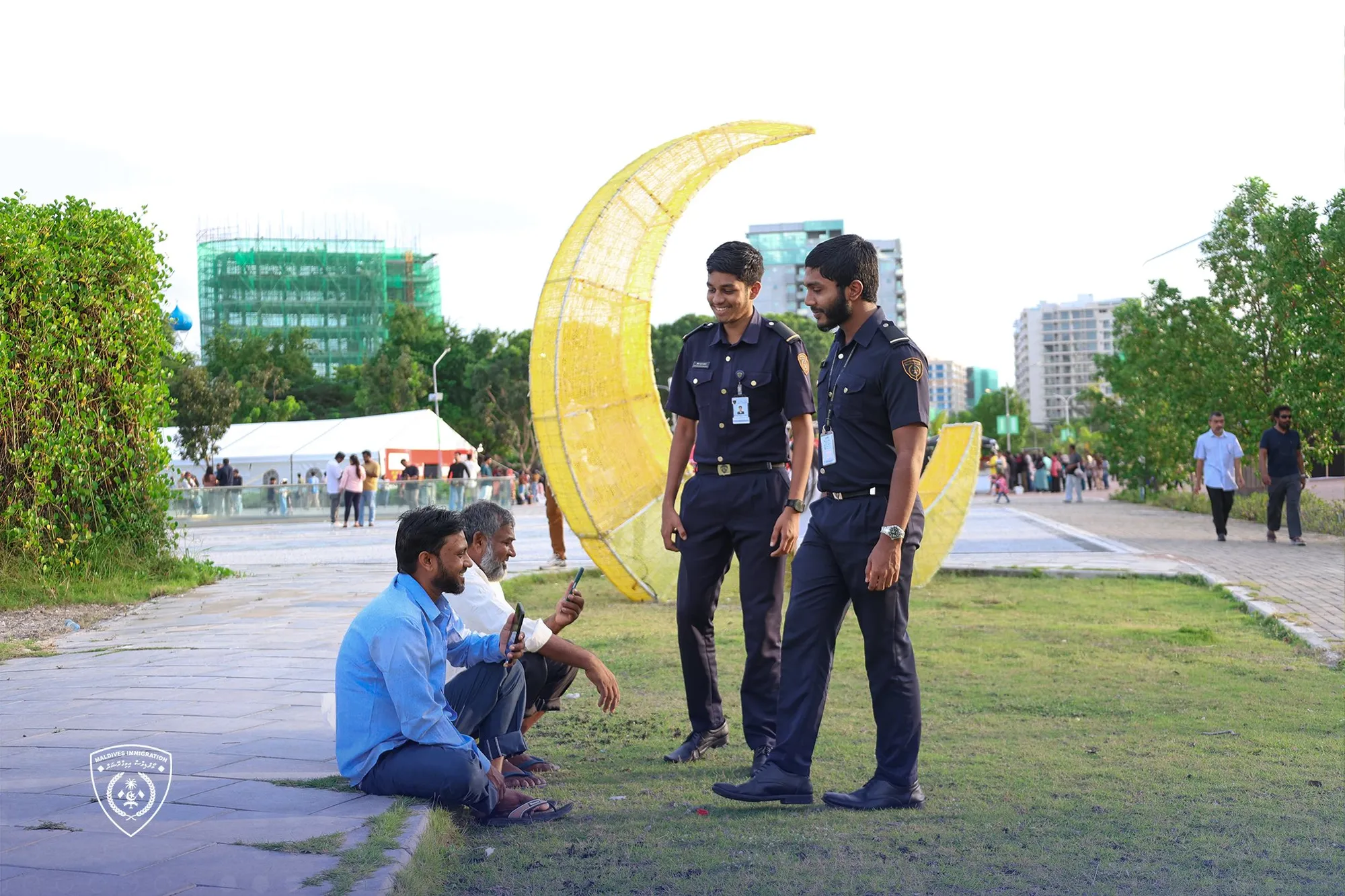 އާއްމު ސަރަހައްދުތައް ސިލްސިލާކޮށް މޮނިޓަރ ކުރަން އިމިގްރޭޝަނުން ނިންމައިފި!