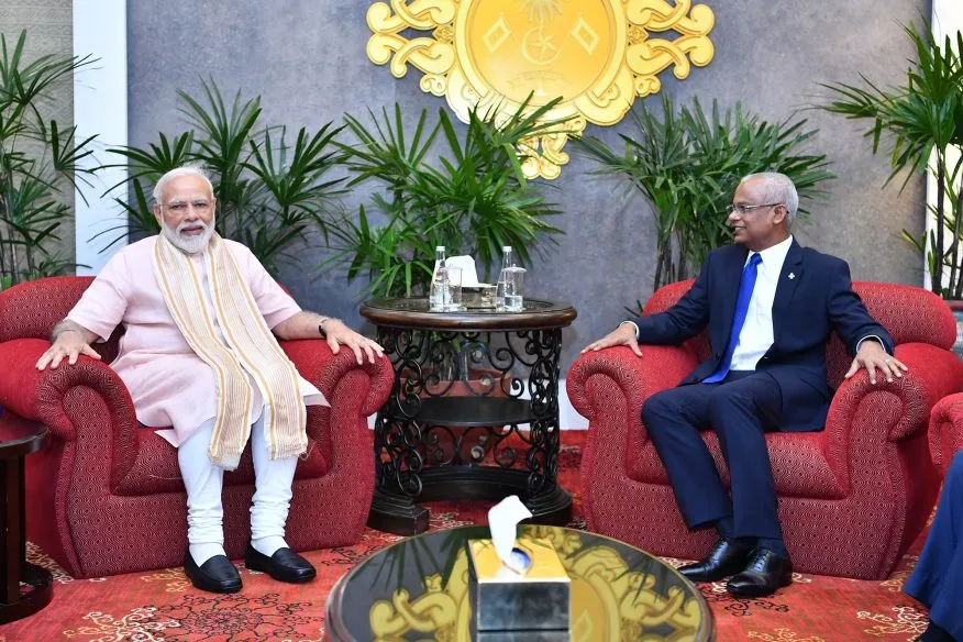 މިނިވަންދުވަސް ޝަރަފުވެރިކޮށްދެއްވަން މޯދީއަށް ދައުވަތު ދެއްވީތީ ސޯލިހުގެ މަރުހަަބާ ރައީސަށް