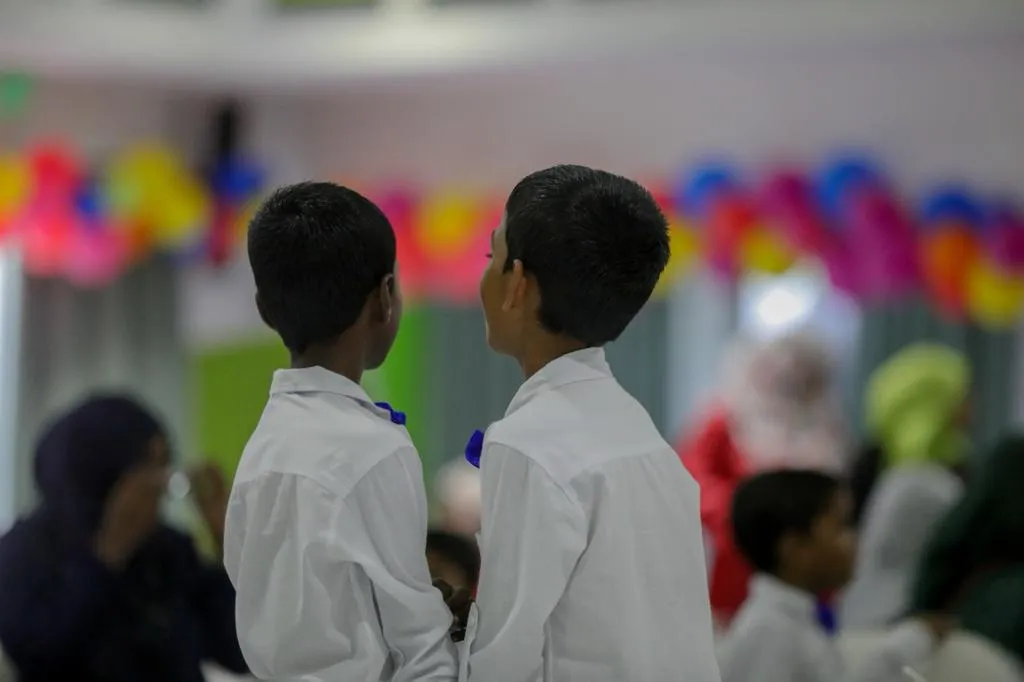ދައުލަތުގެ ބެލުމުގެ ދަށުގައި ތިބޭ ކުދިން ވަގުތީ ގޮތުން ވެސް މިހާރު ފޮސްޓަރ ކުރެވޭނެ!
