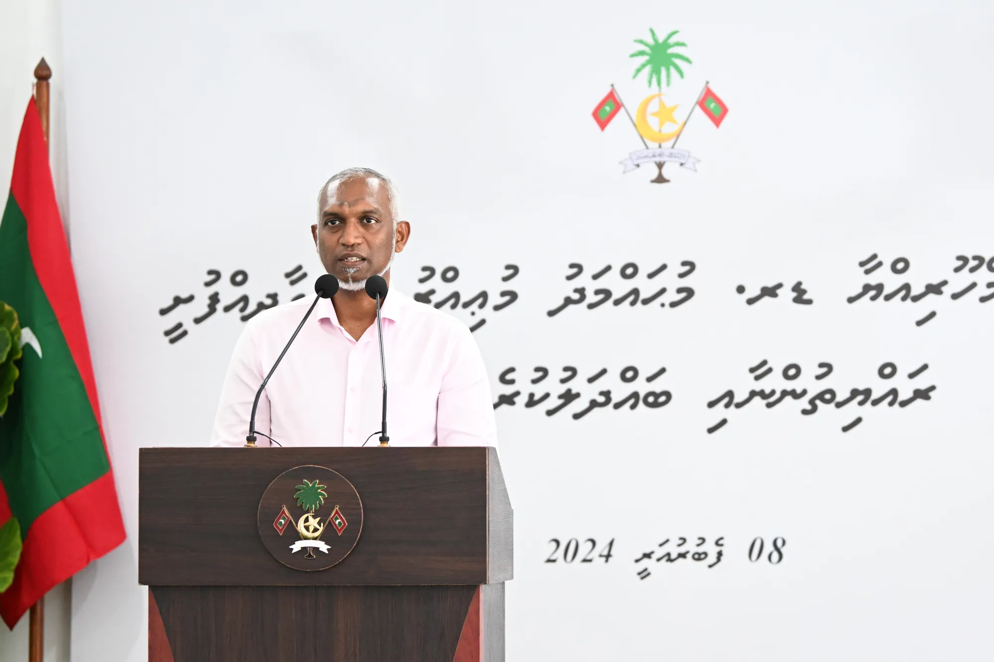 ހުއްޓިފައިވާ ގާދިއްފުށީ ސްކޫލުގެ އިމާރާތުގެ މަސައްކަތަށް އެންމެ އިސްކަމެއް ދީގެން ނިންމާނަން: ރައީސް މުޢިއްޒު