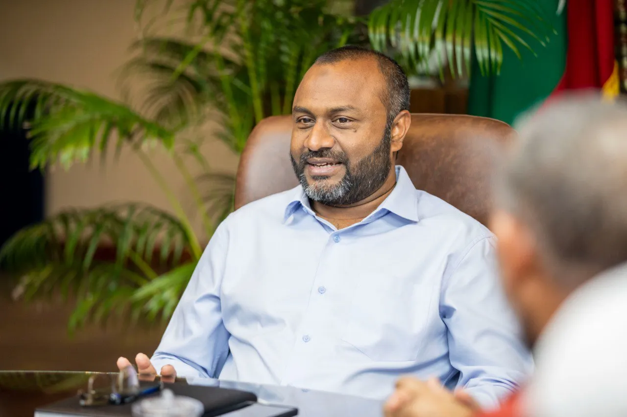 އަލަށް ތަމްރީނުކުރާ ޒުވާން ޚަޠީބުންނަށް މި މަހުގެ 10 ވަނަ ދުވަހު ރަސްމީ ހުއްދަ ދޫކުރަނީ