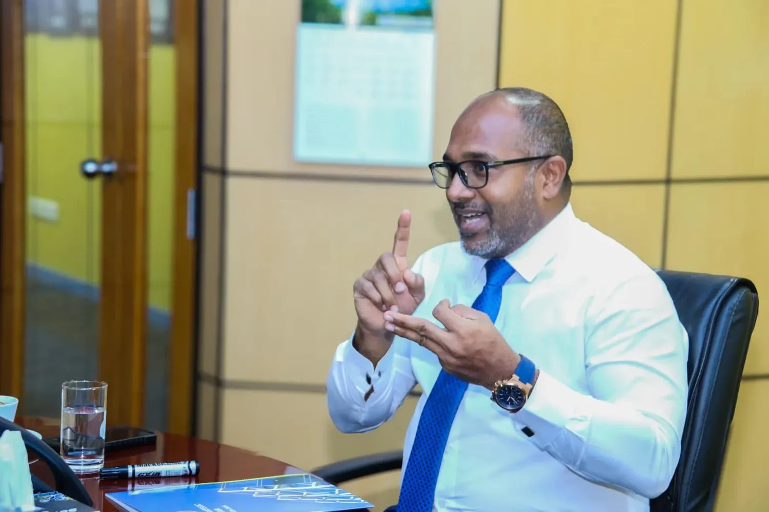 ކޮންމެ ގައިދީ އަކަށް، މަހެއްގެ މައްޗަށް 27،000 އެއްހާ ރުފިޔާ ހޭދަވޭ: އިޙްސާން