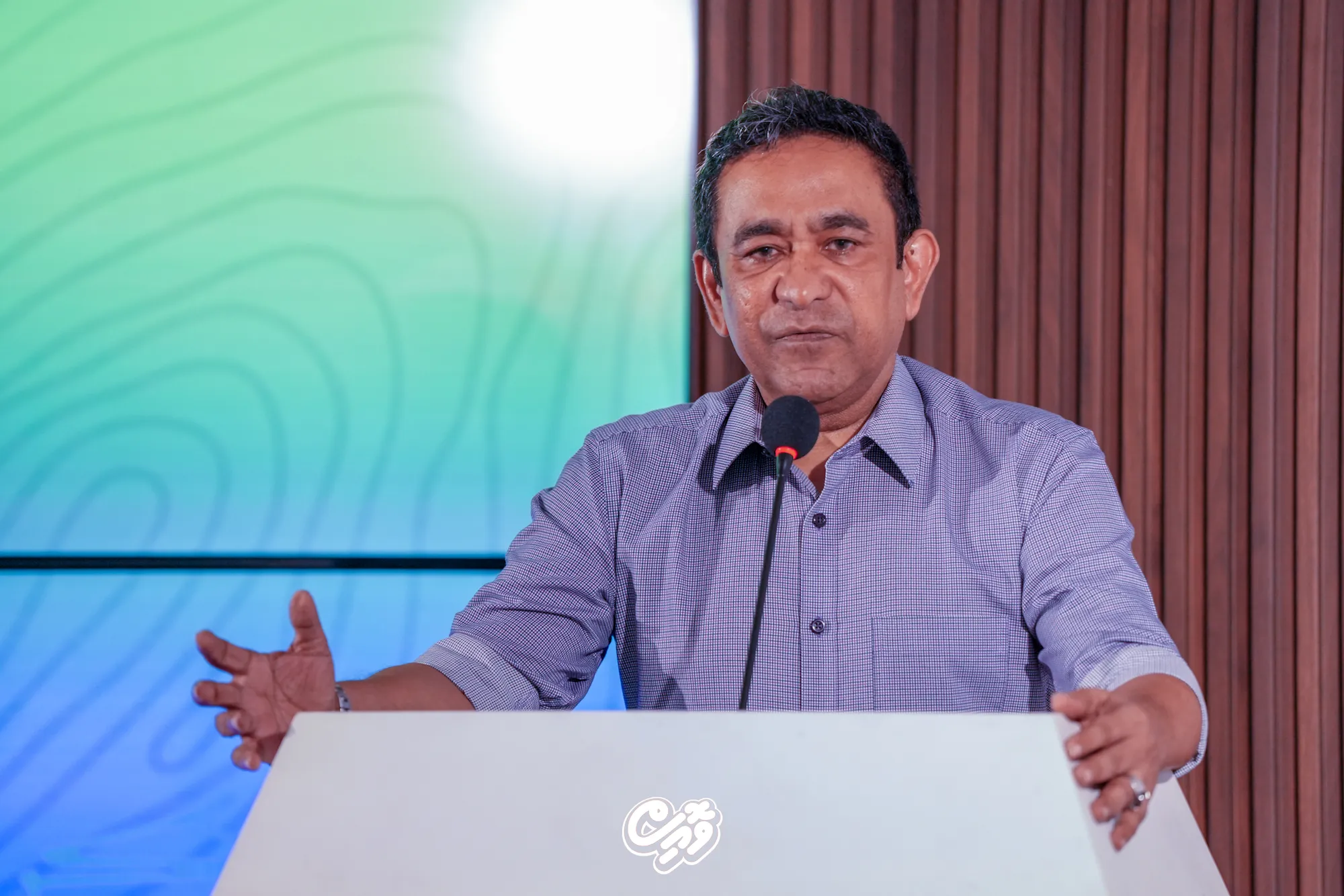 މުއިއްޒު ވެރިކަމަށް ގެންނަން ތާއީދުކުރެވުނީތީވެ، މިހާރު ދެރަވޭ: ރައީސް ޔާމީނު