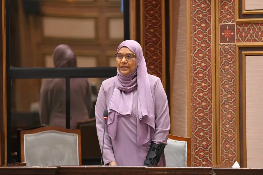 ރާއްޖޭން ލިބޭ ބޭހުގެ އަގު ސަރަހައްދީ ގައުމުތަކަށްވުރެ 70 ގުނަ ބޮޑު: ވަޒީރު ޑރ. އައިޝަތު ޝިހާމް