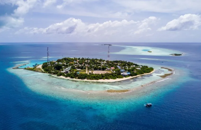 ރަސްދޫގައި ބަރަހަނާ ފިލްމު ކުޅުނު ކަމަށް ބުނާ މައްސަލަ ބަލަނީ