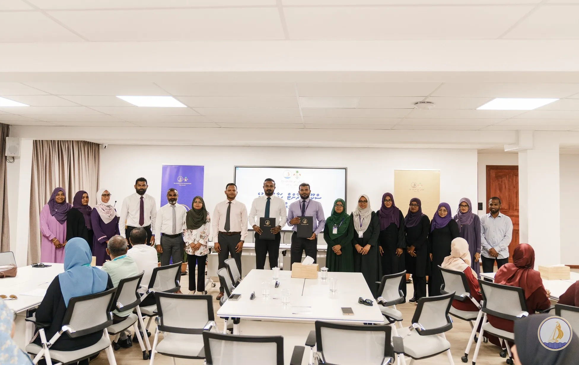ކުޅުދުށްފުށީ ސްކޫލްތަކަށް އެރަށު ކައުންސިލުން އެއް ލައްކަ ރުފިޔާ ހަދިޔާކޮށްފި