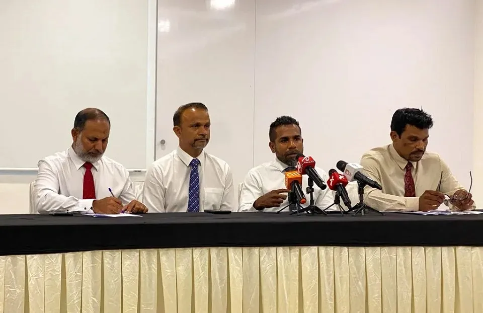 ރަސްމާލެ މަޝްރޫޢާ މެދު ފެންނަ ނުފެންނަ ވޯޓެއް ނެގުމަށް ގޮވައިލައި އެއްވުމެއް ބާއްވަނީ 