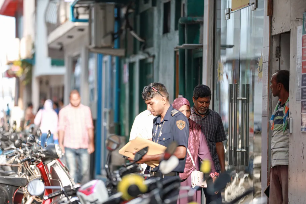 މުޑުދާރު އެކޮމެޑޭޝަން ބްލޮކްތަކަކުން 16 ބިދޭސީން ހައްޔަރުކޮށްފި
