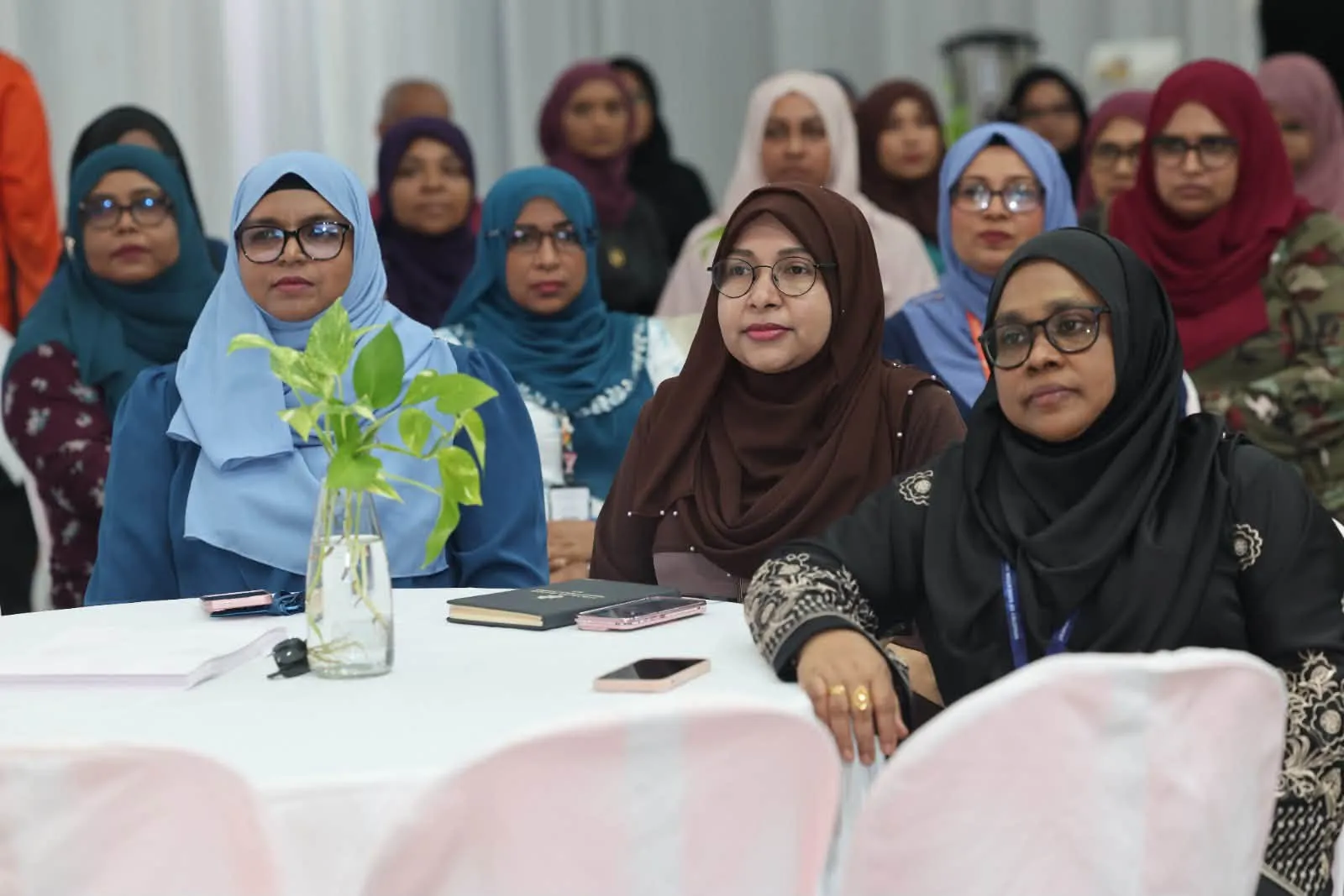 މުދައްރިސުންގެ ބައިނަލްއަޤުވާމީ މަހާސިންތާ ފަށައިފި