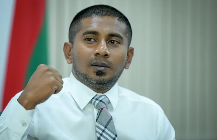 ރައްޔިތުން އިންތިޚާބުކޮށްފައިވާ ސަރުކާރެއް ބަގާވާތުން ވައްޓާލުމާ ދެކޮޅު: މަހުލޫފް