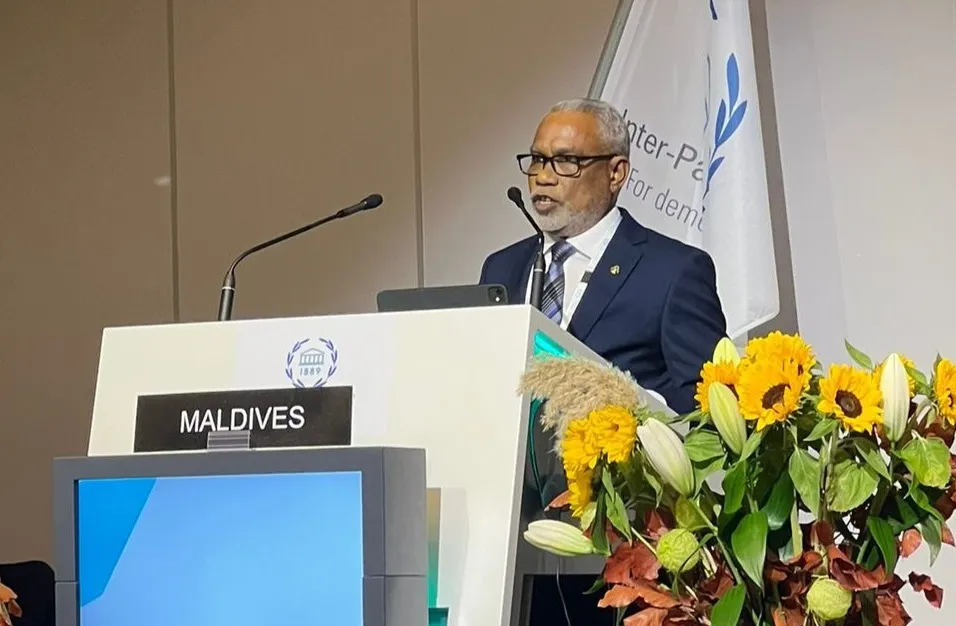 ދޮގުމައުލޫމާތު ފަތުރާތީ ޑިމޮކްރަސީއަށް ގޮންޖެހުންތަކާ ކުރިމަތިވޭ: މަޖިލީހުގެ ރައީސް